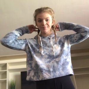 Cropped tie dye hoodie